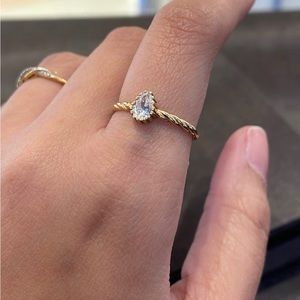 18kt solid gold authentic ring size 6.5 brand new in box